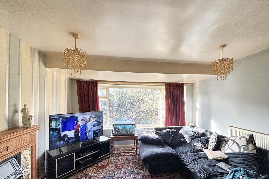 East Bungalow, Silsden Reservoir, High Brunthwaite, Silsden, Keighley, BD20 0NH