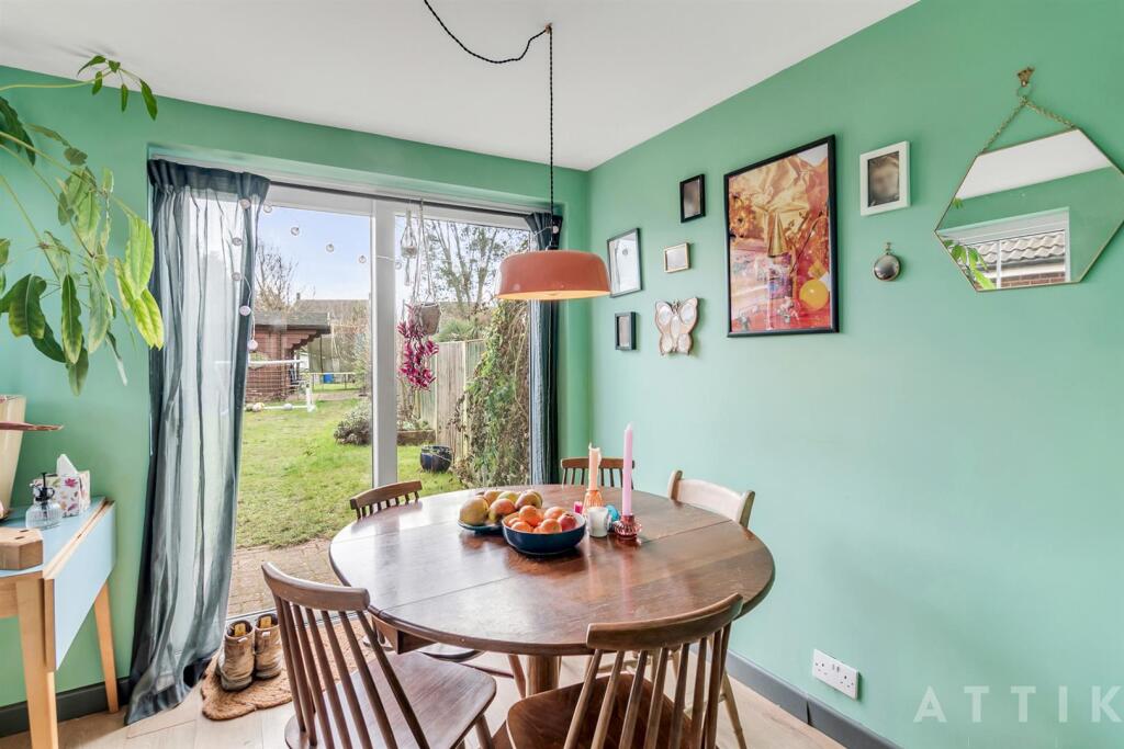 33 Southend Road Bungay NR35 1DN (10).jpg