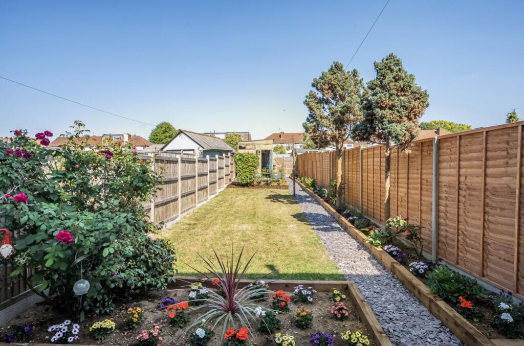 1312665-6-6852dd7e5c2a9