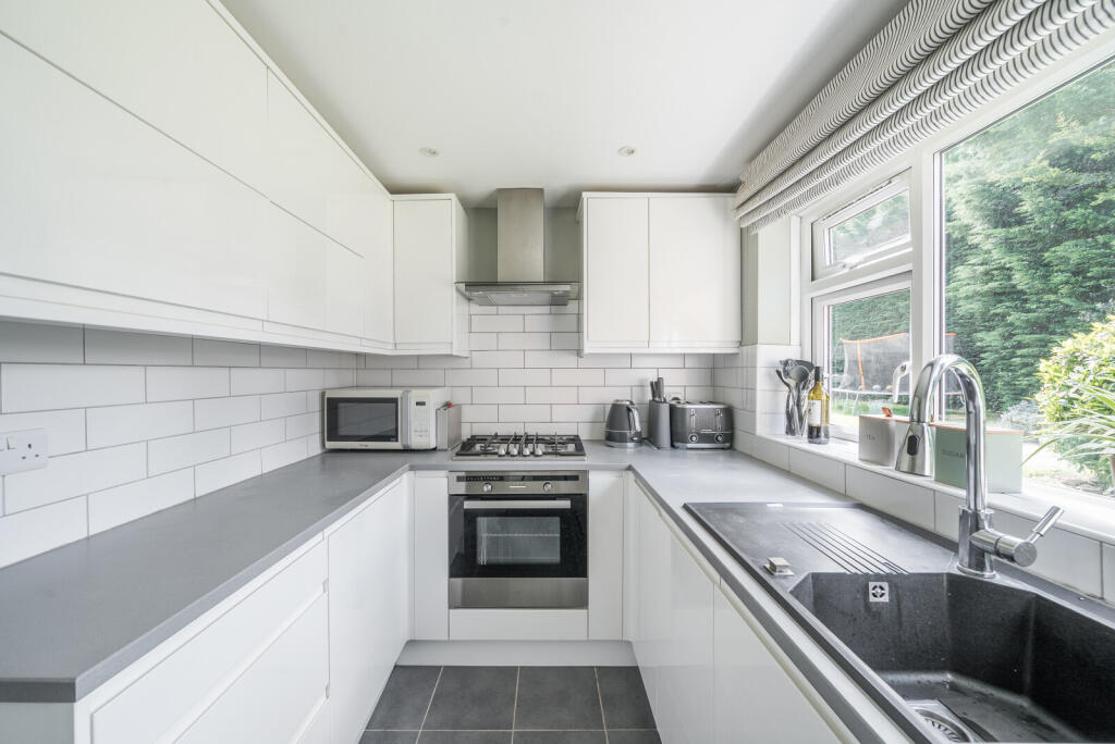 1296255-22-68285b...