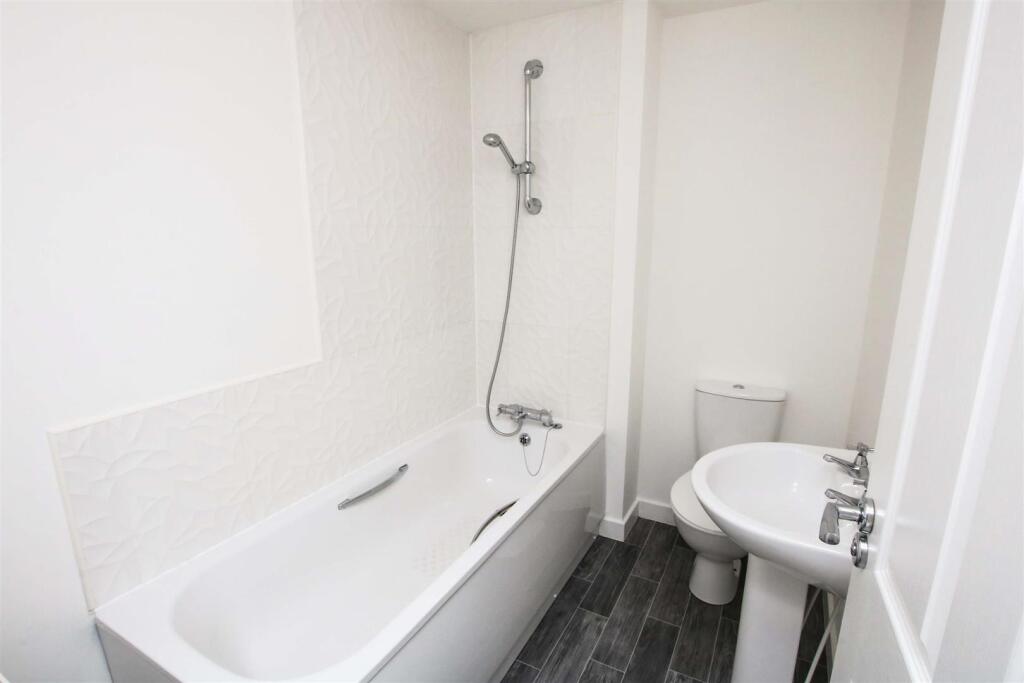 HOUSE BATHROOM