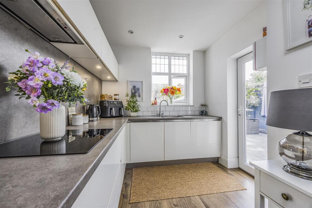 97 Torrington Road, Portsmouth-PorticoMarketing-So
