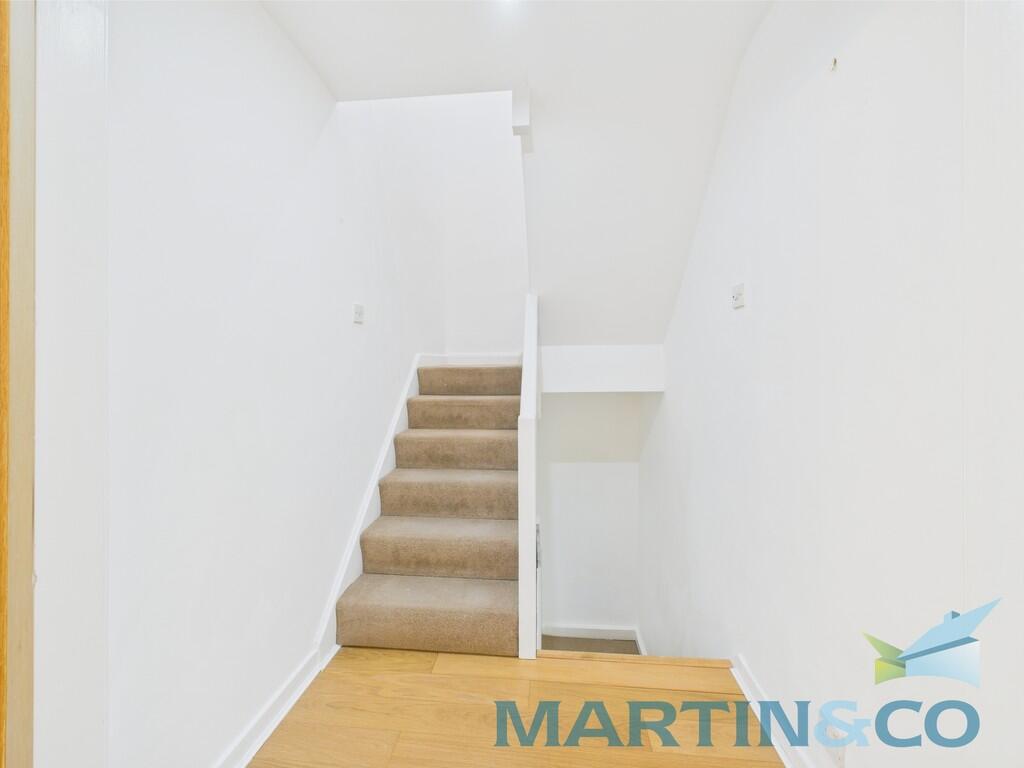 CAM01870G0-PR0168...