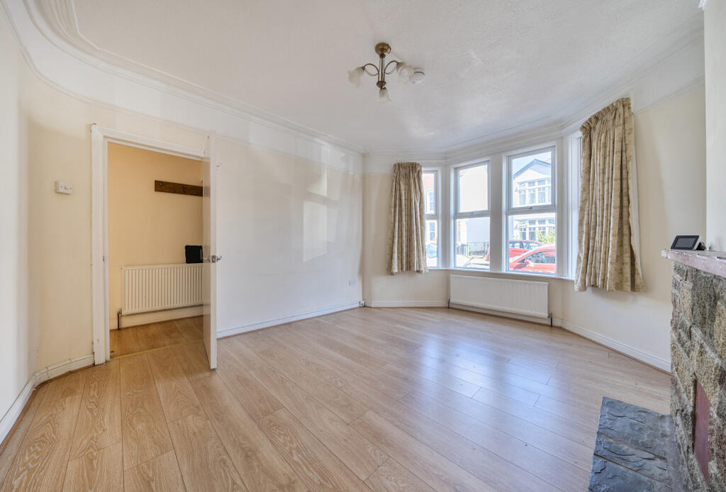 1346096-9-68bf03b...