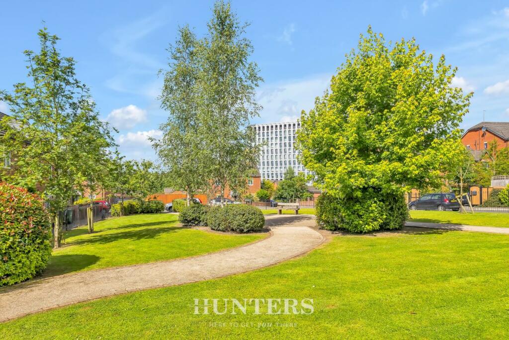 Hexagon Close (27).jpg