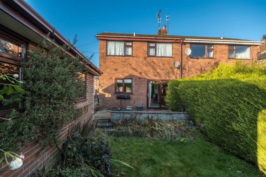 12A Eaton Road-020.jpg