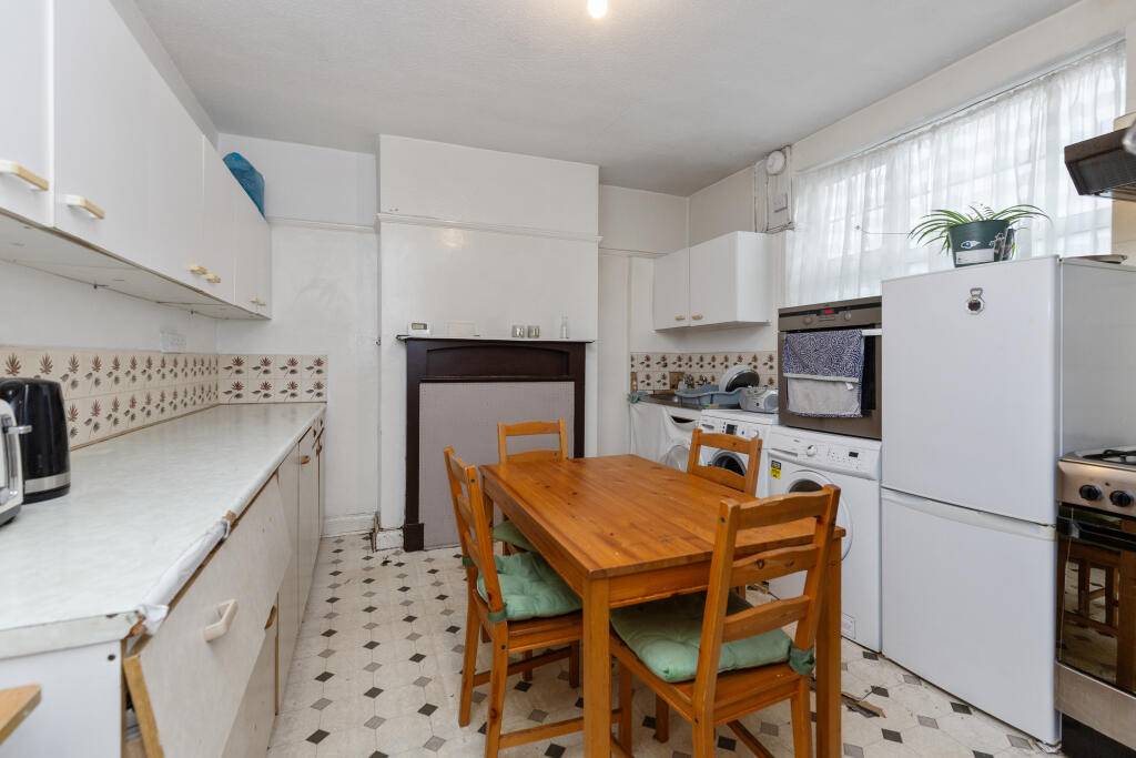 419A Kingston Road, Epsom, KT19 0BT