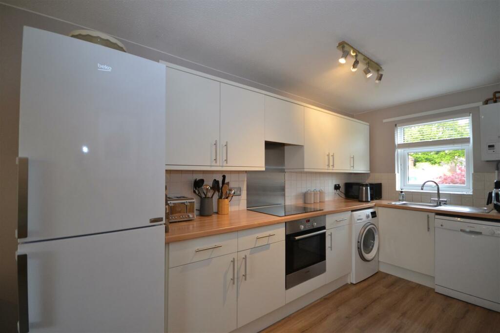 Kitchen.JPG