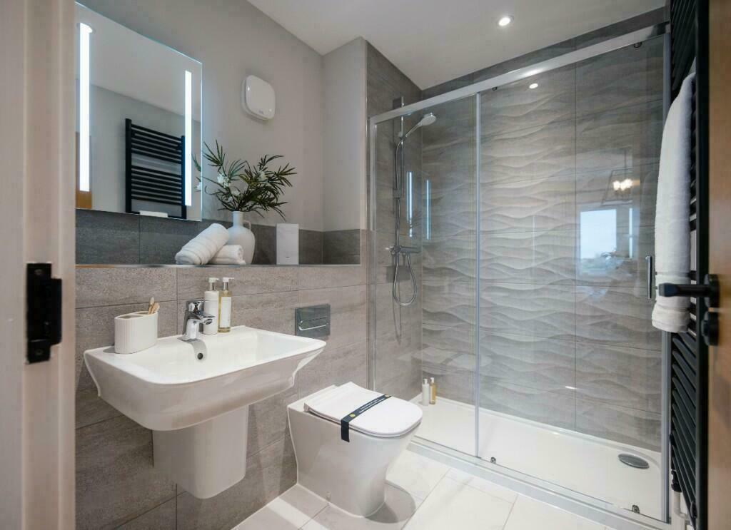 Ashton en-suite