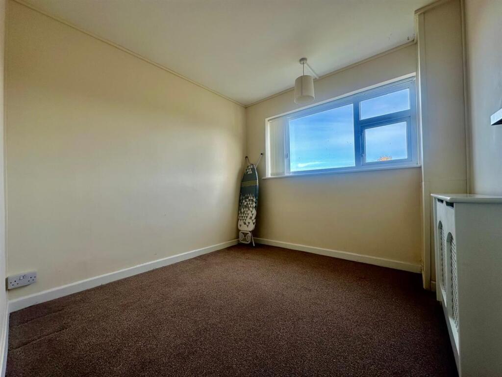 WhatsApp Image 2025-10-30 at 12.32.13_f4be32e6.jpg