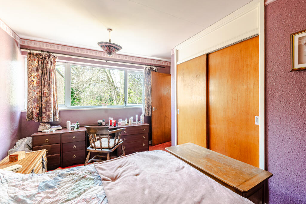 bedroom1b