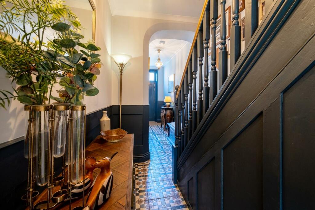 3 Out Risbygate-7.JPG