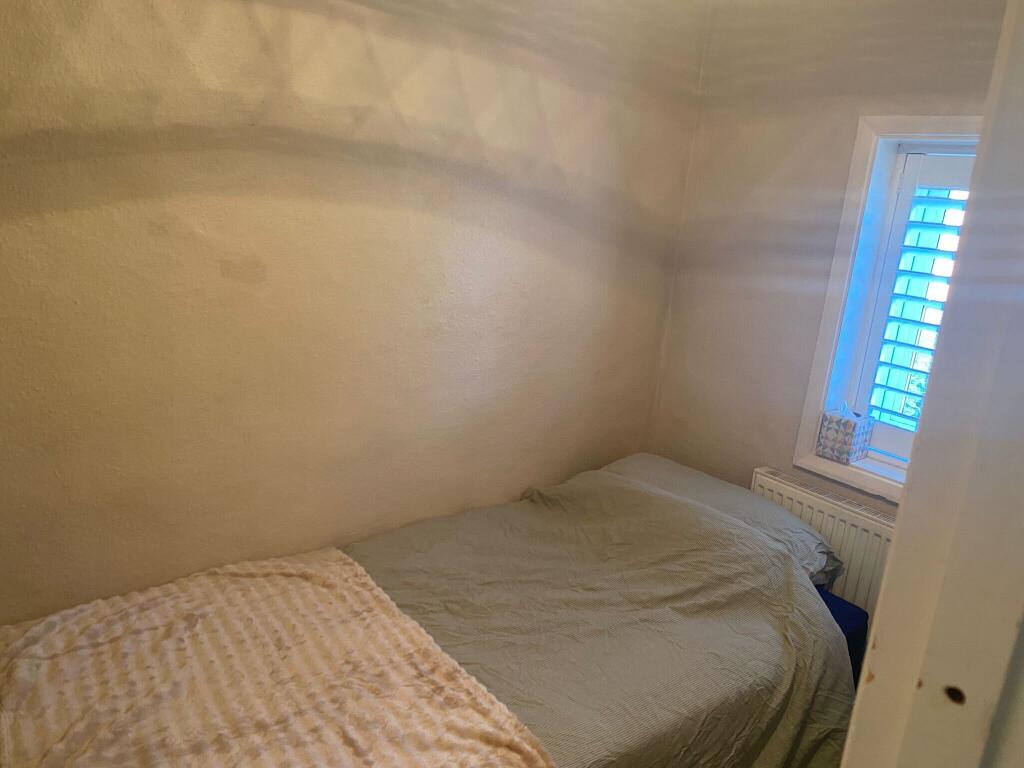 d4d5123f-e489-4652-adc1-1df7a4a33faa