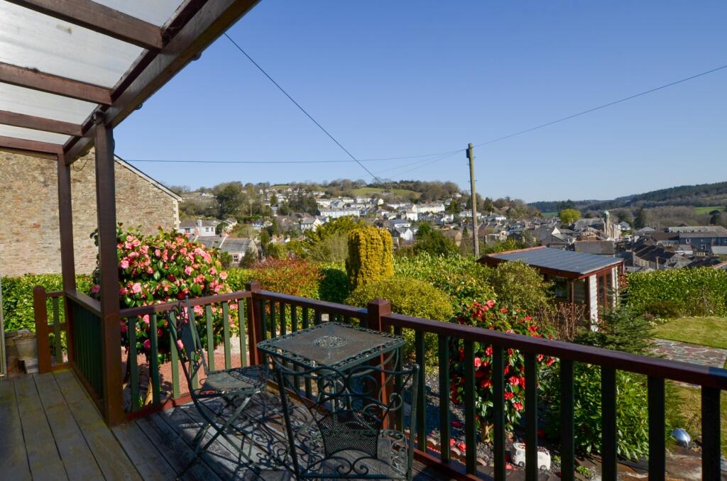 To Book A Viewing Call TPS Lostwithiel on 01208 87