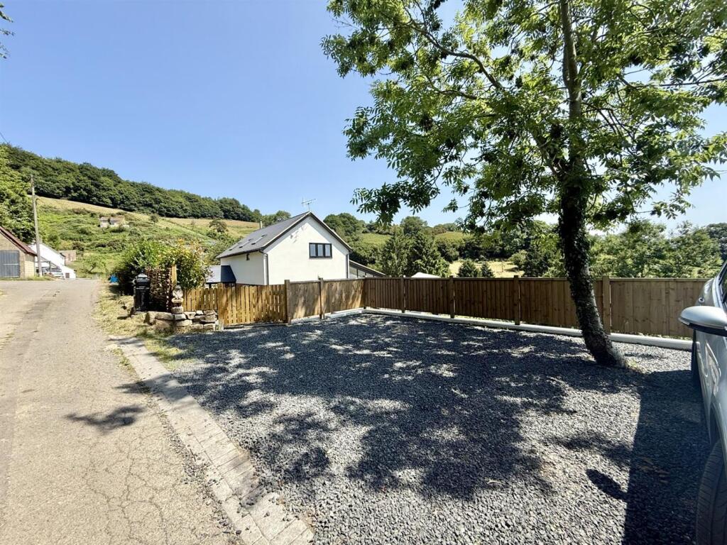 Driveway.jpg
