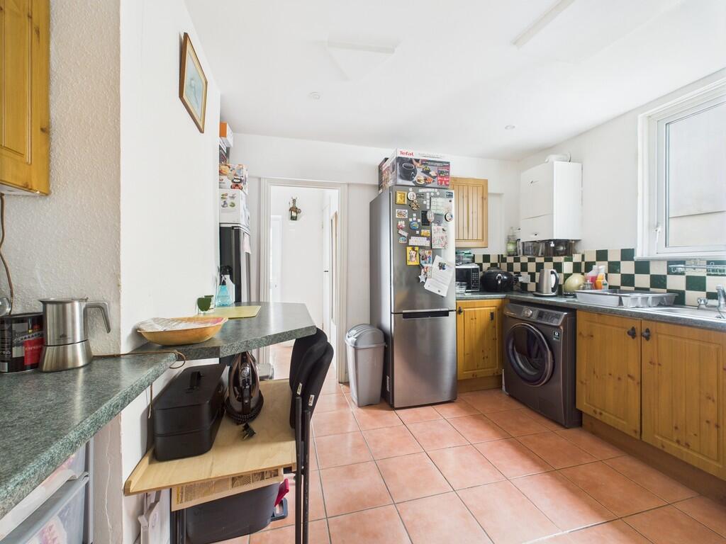 CAM02089G0-PR0529...