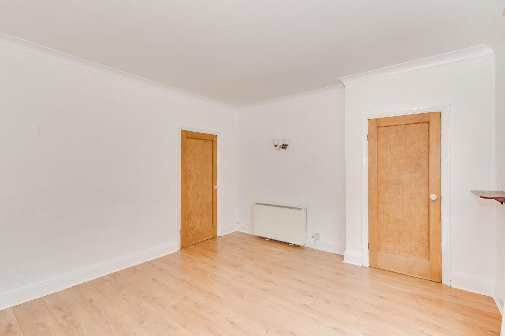 KITCHEN/DINER AND LIVING ROOM