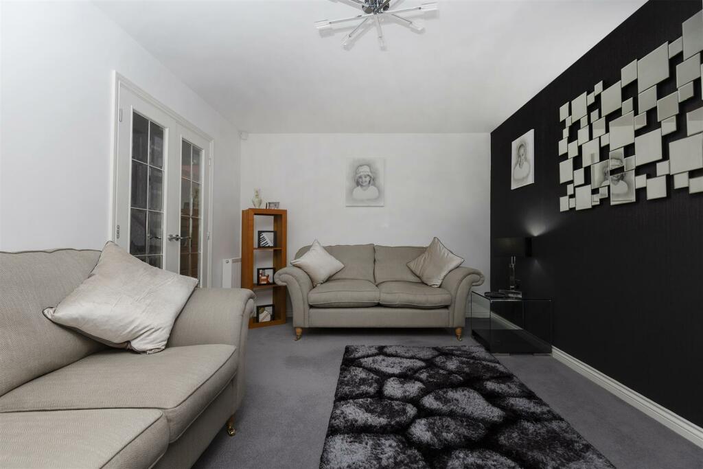 Bramleys Estate Agents - Hazel Fold - Queensbury (