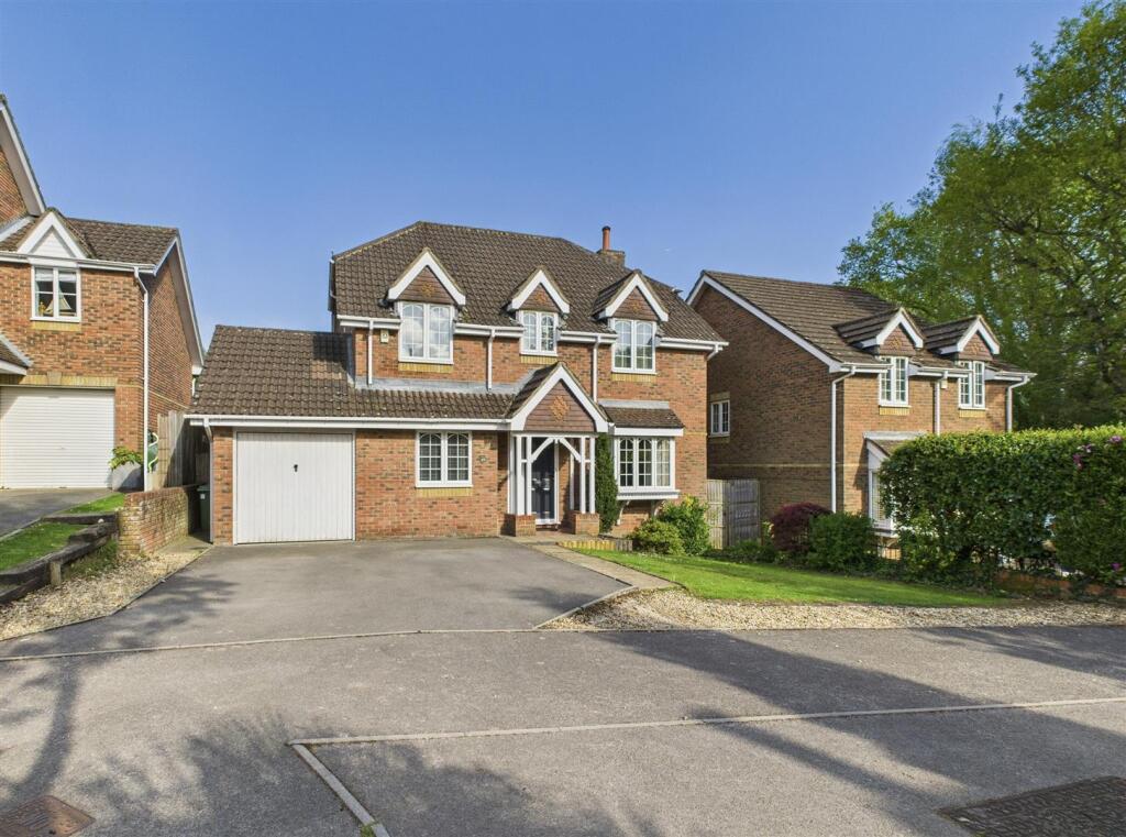 4 bedroom Detached for sale