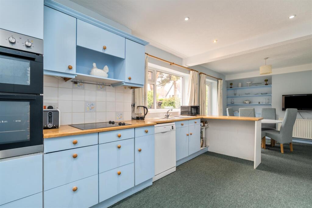 3 Brueton Avenue_20.jpg