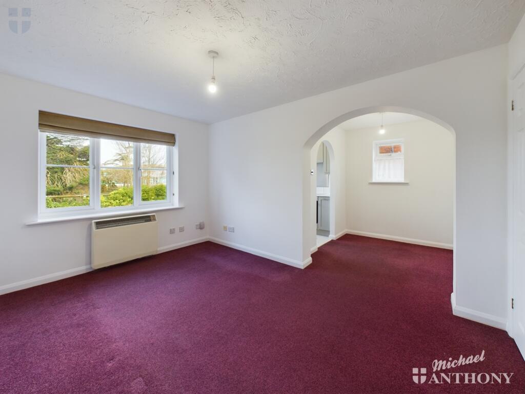 CAM03852G0-PR0179-STILL006