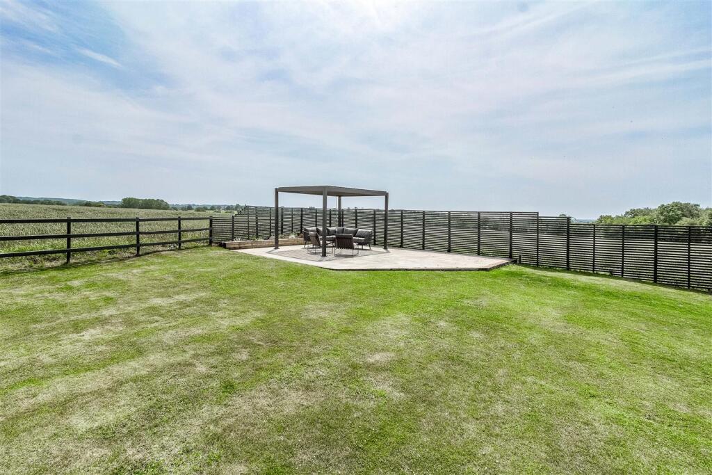 Hurley Common Hurley