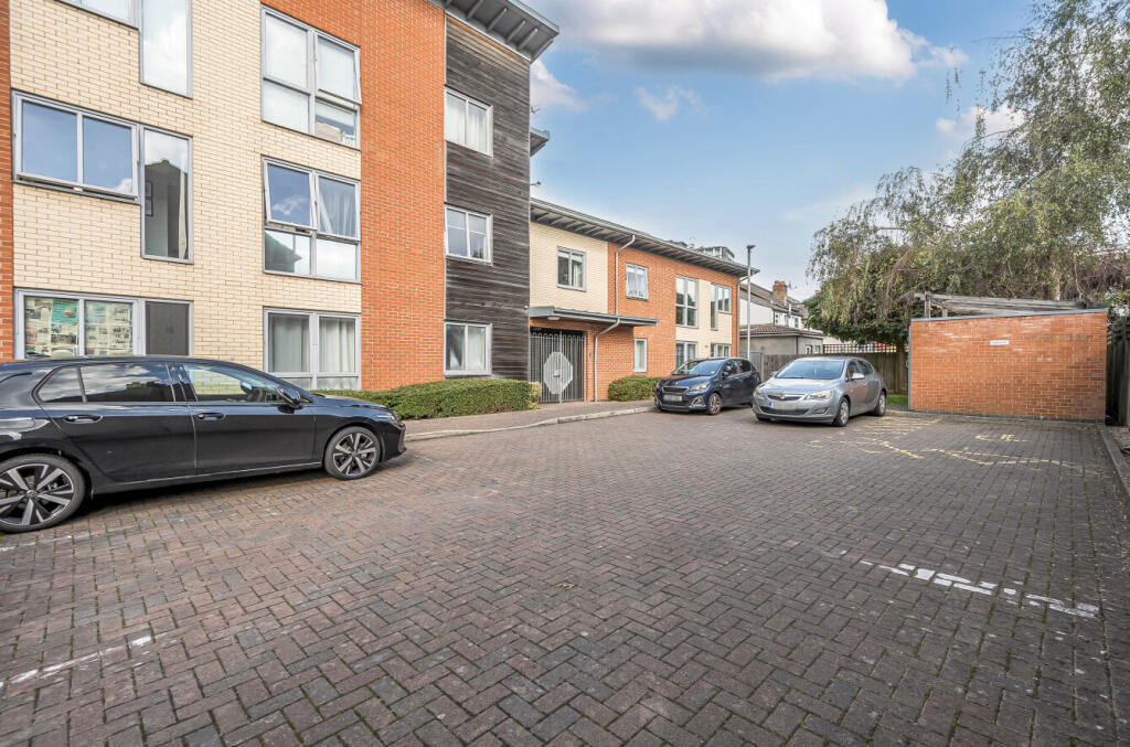 1360482-2-68dac54...