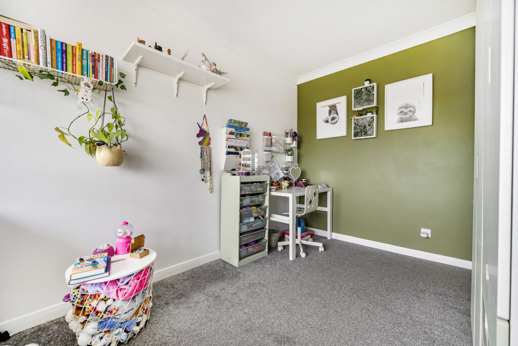 10-681b5e5137197-...