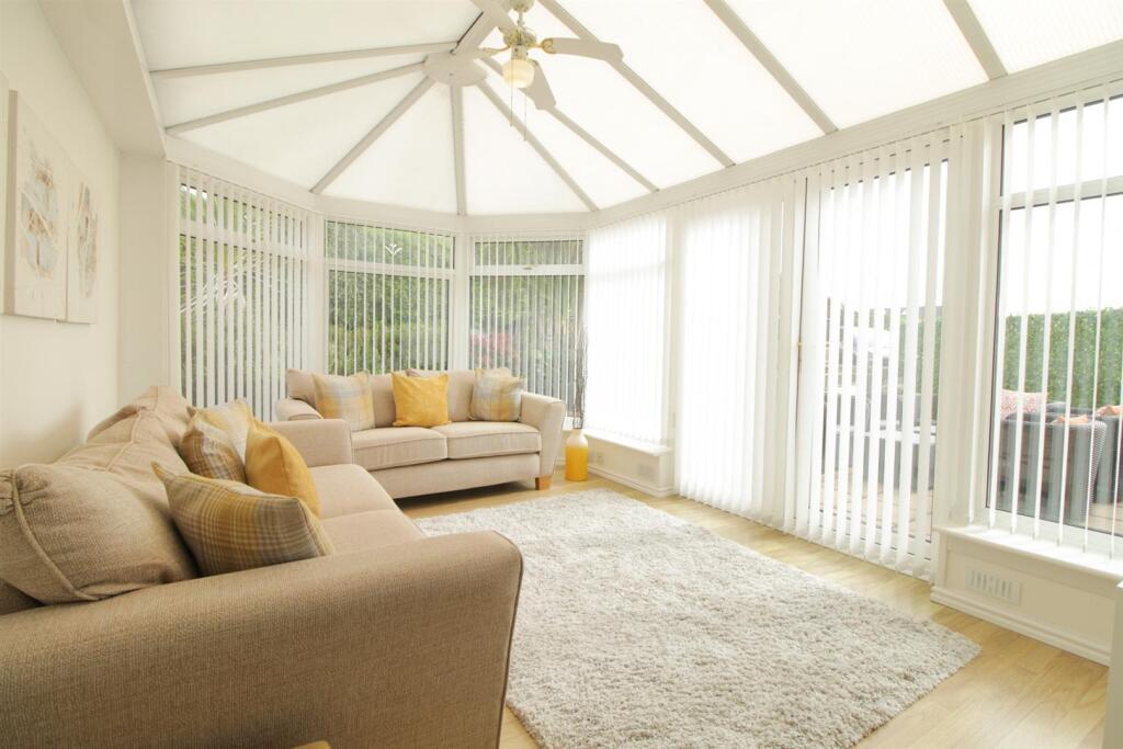 7 - Conservatory 1.jpg