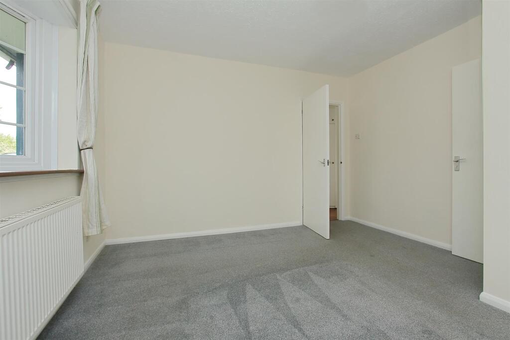 Rose Cottage, 17a Picket Piece (3).JPG