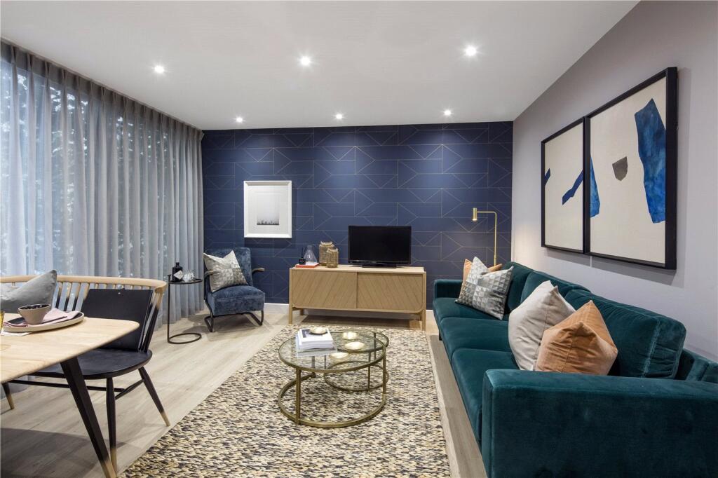 Show Apartment