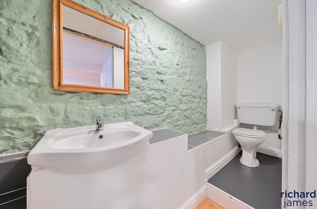 1efa47ce2f8c4af59dda0dbe945f787e