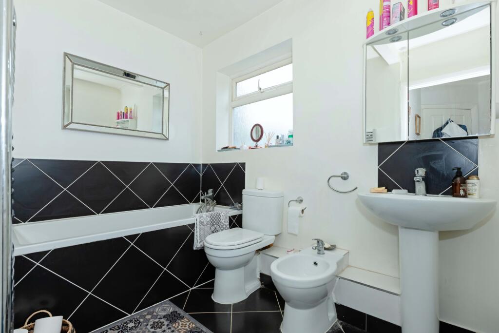 6 marine Crescent_8