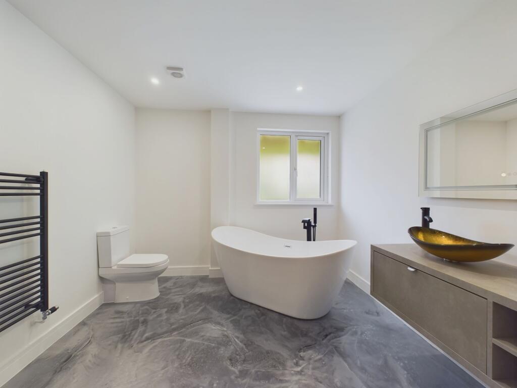 Family Bathoom