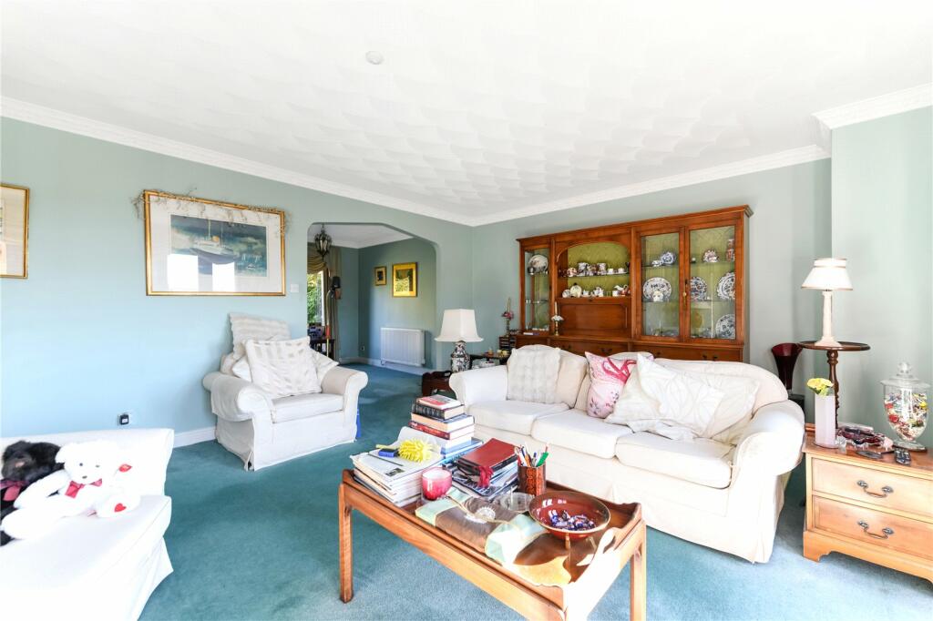 Lounge To Dining Are