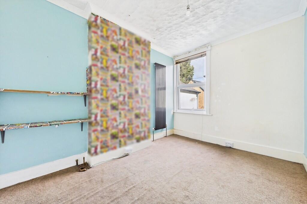 47ec0150-CAM01085...