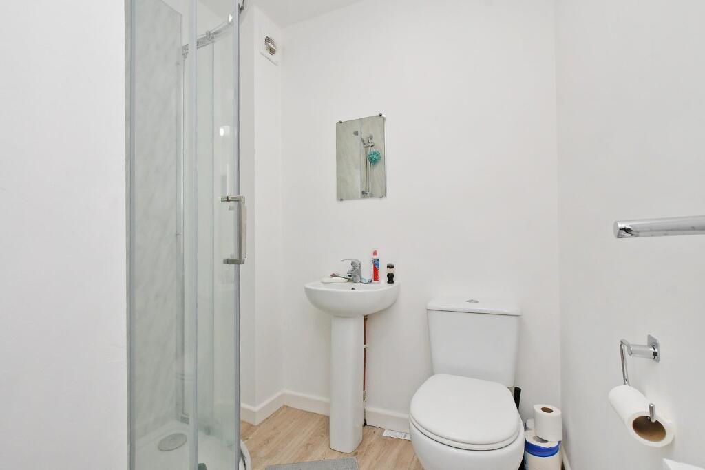 New shower room 2022.JPG