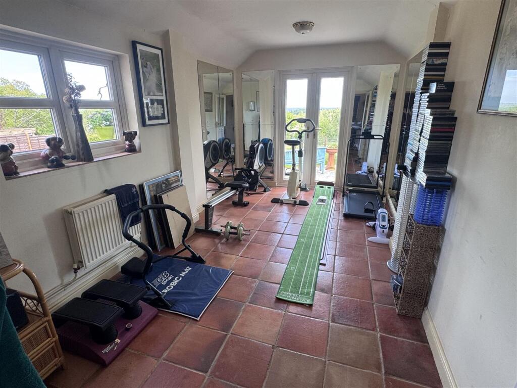 Gym 1.JPG