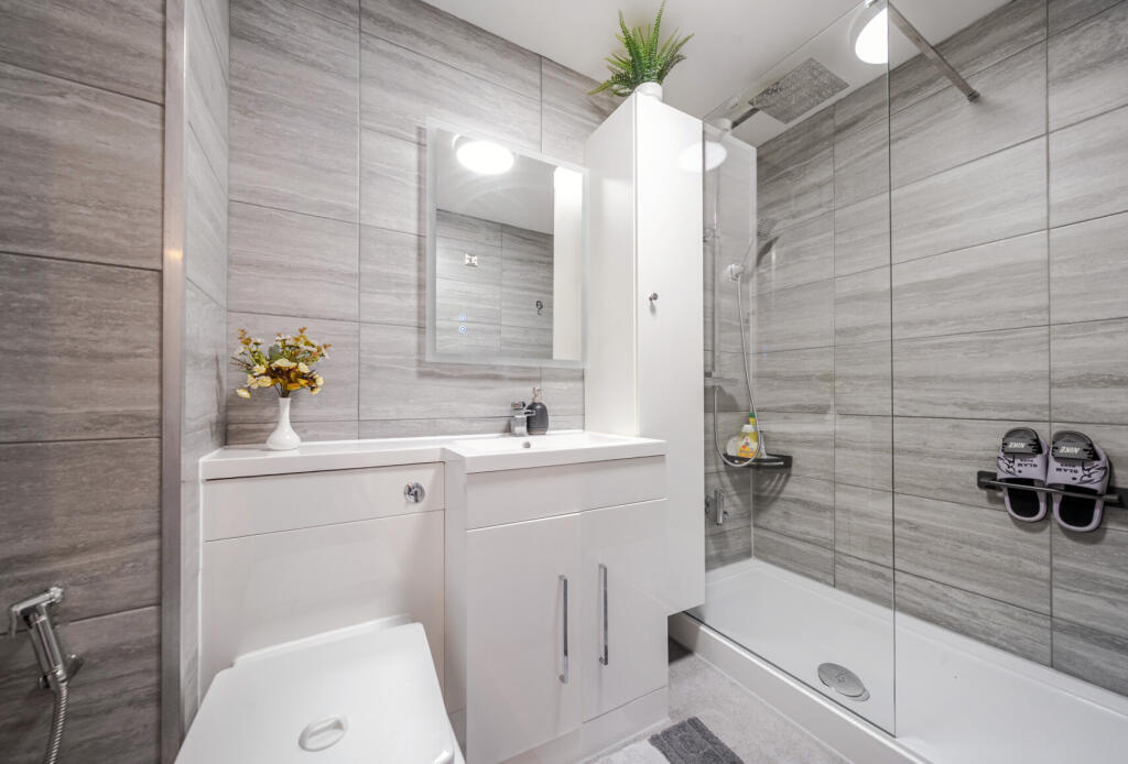 23-6823656a4bfc2-...