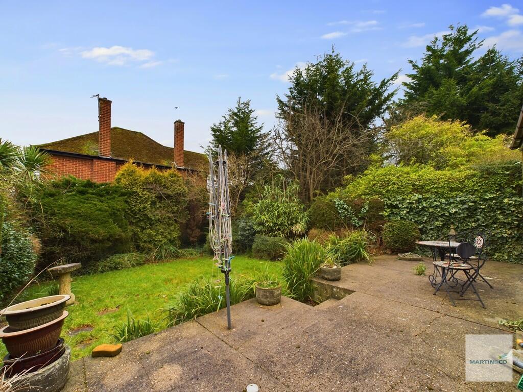 CAM03394G0-PR0239...