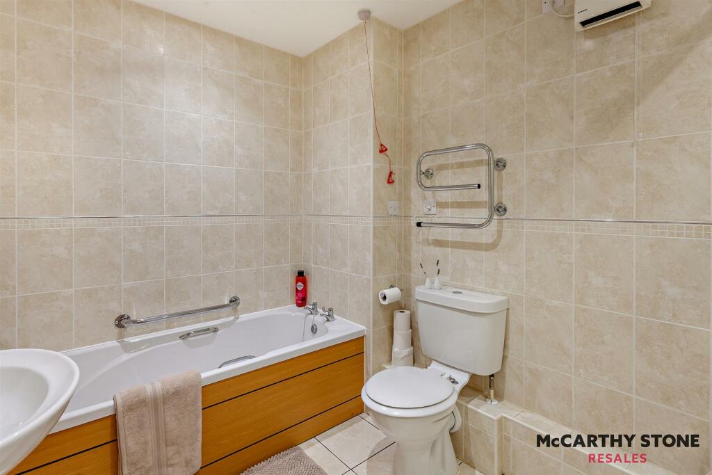 8625149-interior07-800.jpg