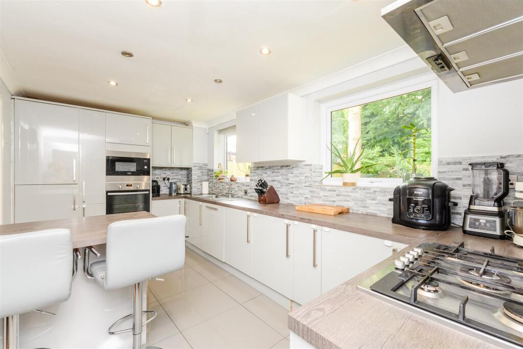 Kitchen/Breakfast Room