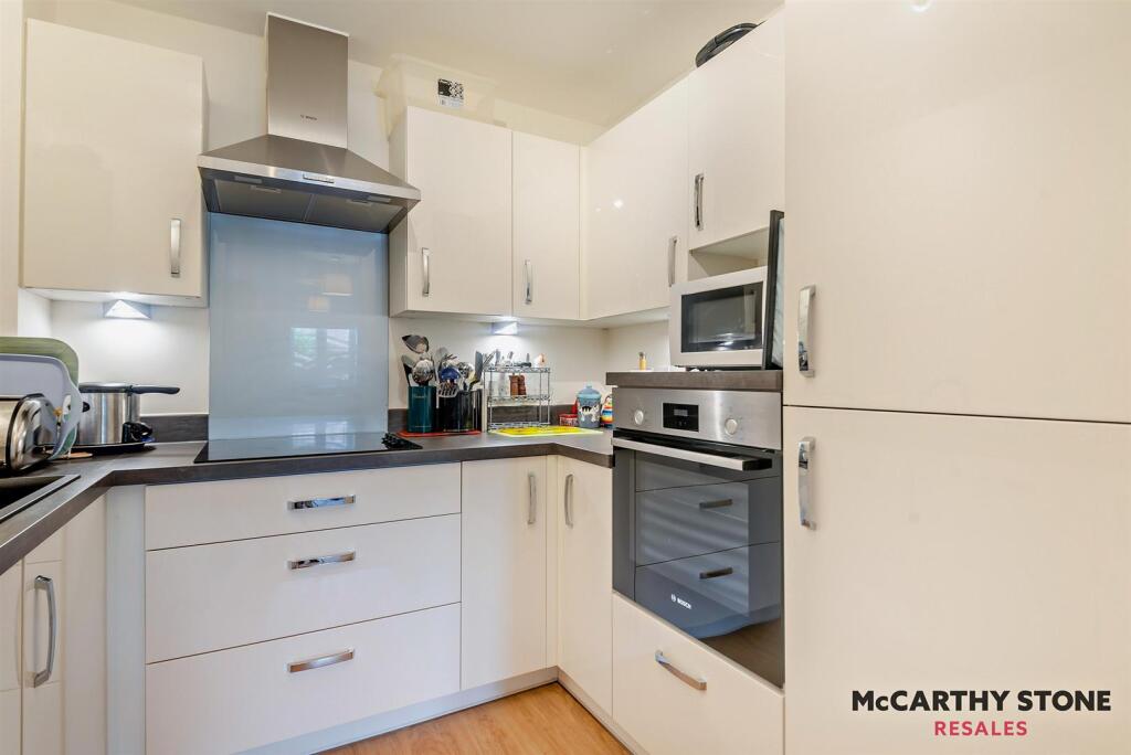 8614547-interior16-800.jpg