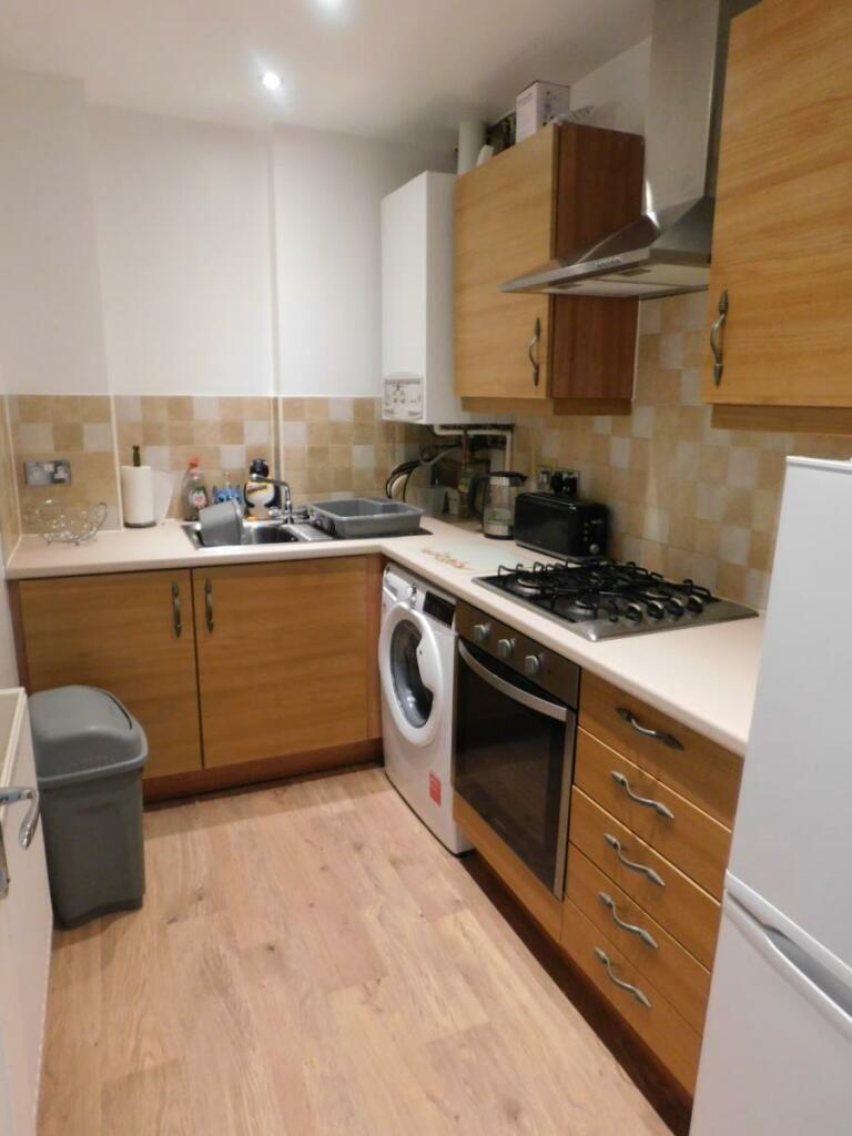 kitchen - 20 simpson.jpeg