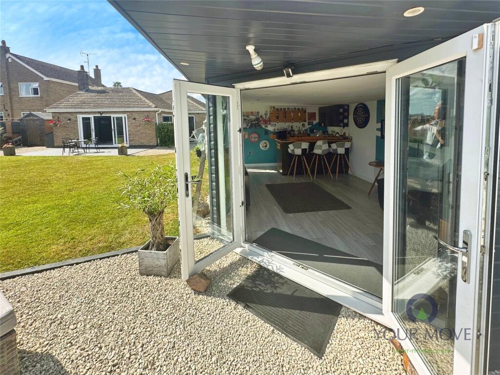 Cabin/Outside Office