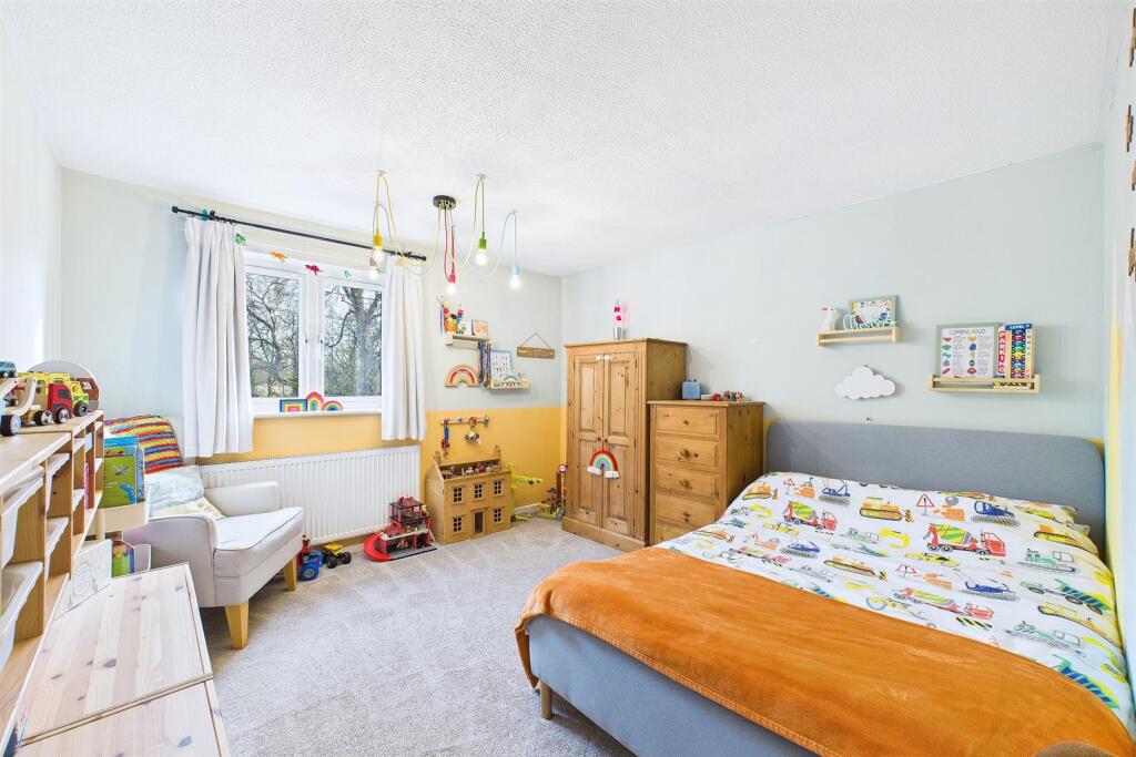 Bedroom 2.jpg