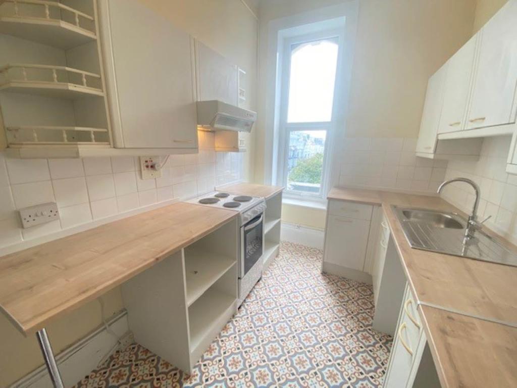 Kitchen pic 1