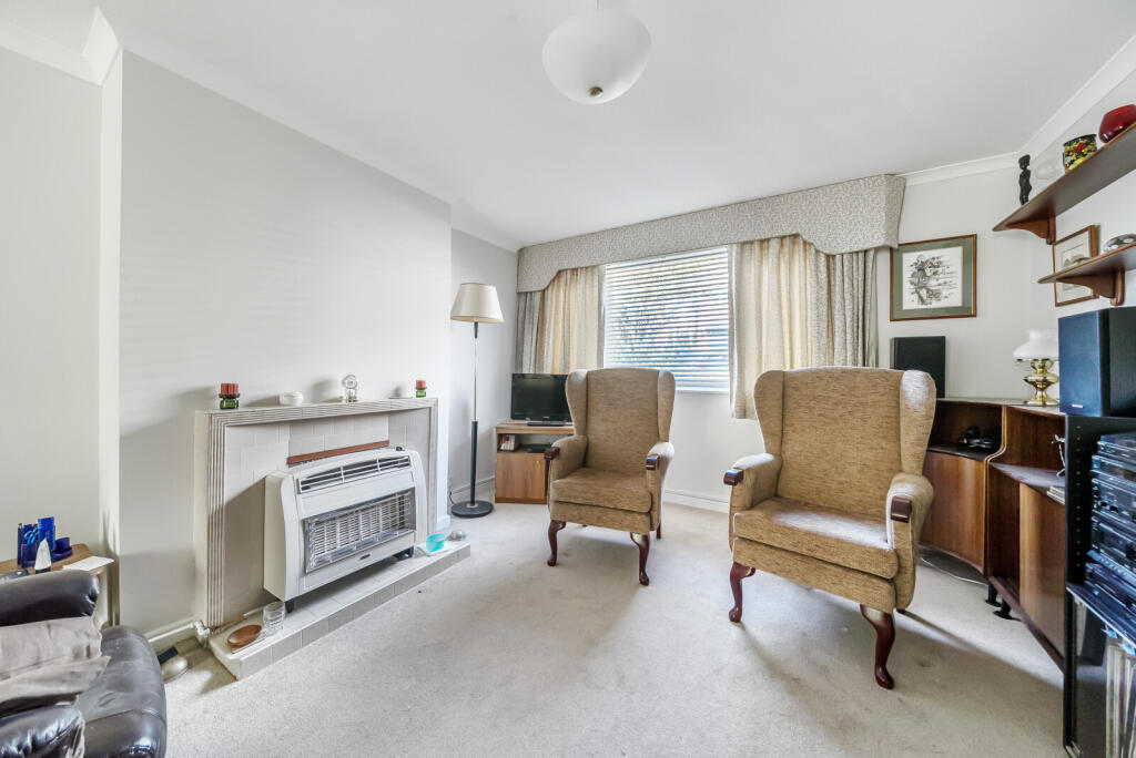 1300288-1-6836c7a...