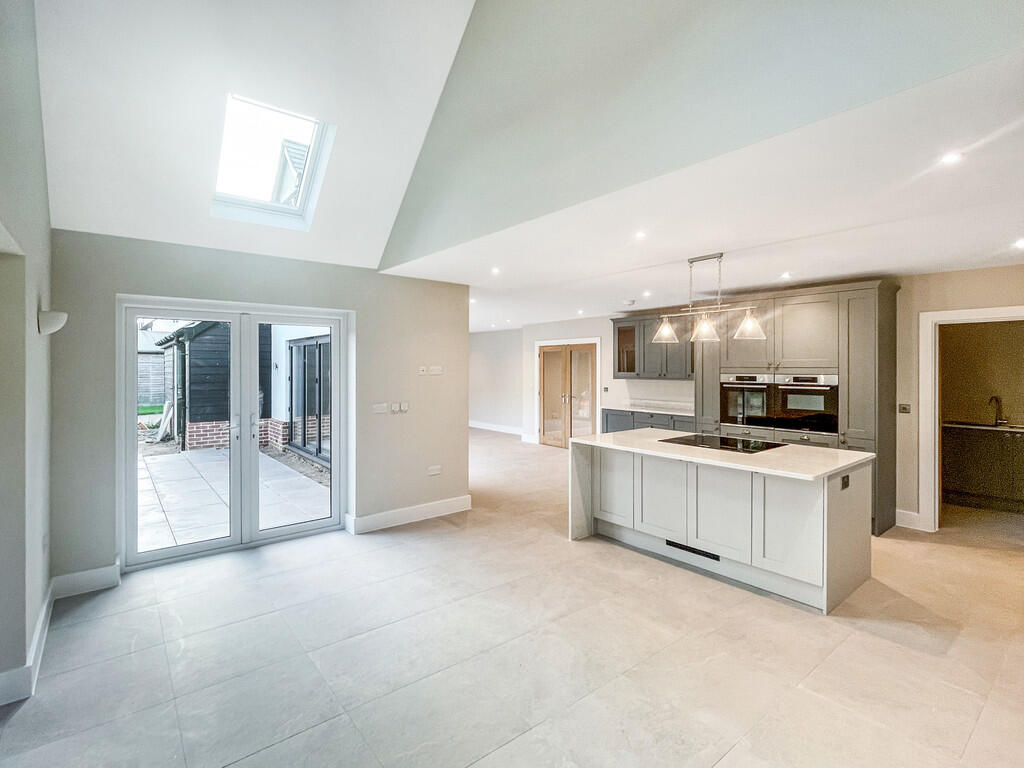 20241111_15111845...