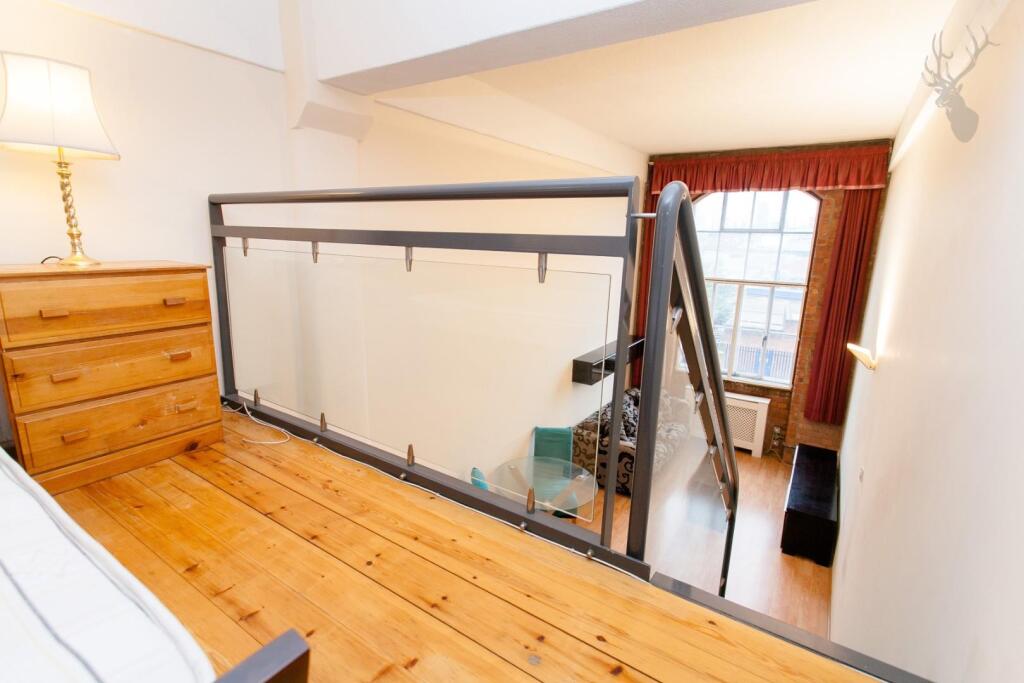 Manhattan Building (14).jpg